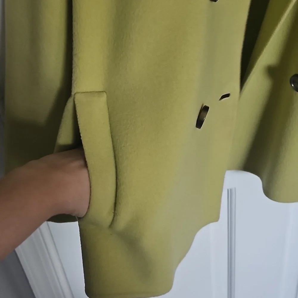 Ellen Tracy Lime Green Double-Breasted Women's Coat - Picture 4 of 7